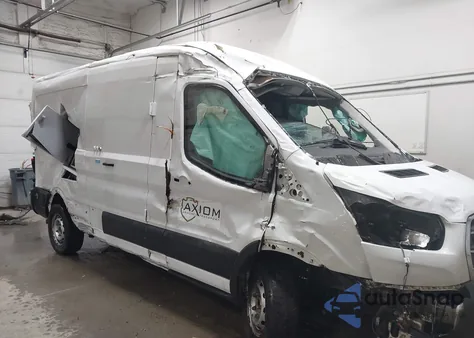 2020 Ford Transit-250 z USA, uszkodzony, nr VIN 1FTBR1C82LKB03077